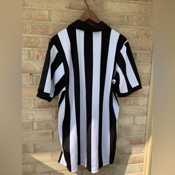 Smitty Football Official Referee Shirt w/ Hat, Penalty Flag, and Football Bag - Picture 3 of 7